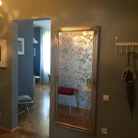 Dragon Bridge Beauty Apartment *