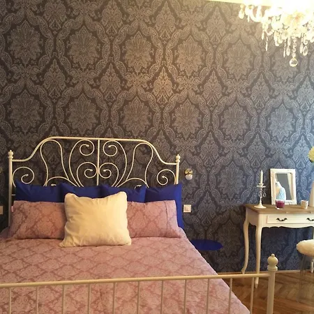 Dragon Bridge Beauty Apartment *